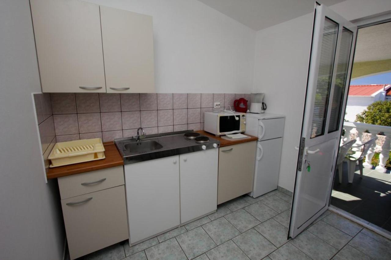 Apartments Bresina Povljana Kültér fotó